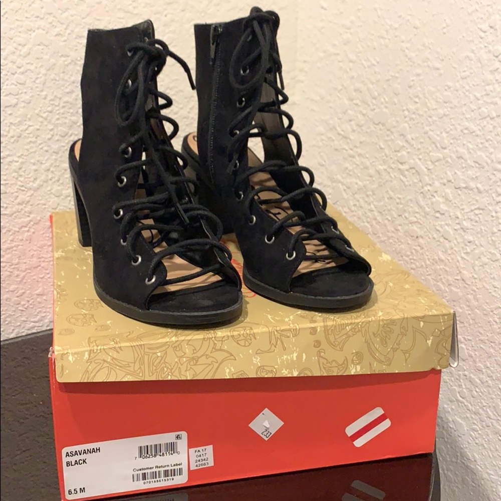 American Rag heels